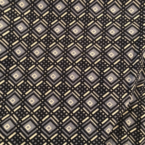 Mario Serrani Ladies Bermuda Short Size 8 & 12 - Picture 3 of 4